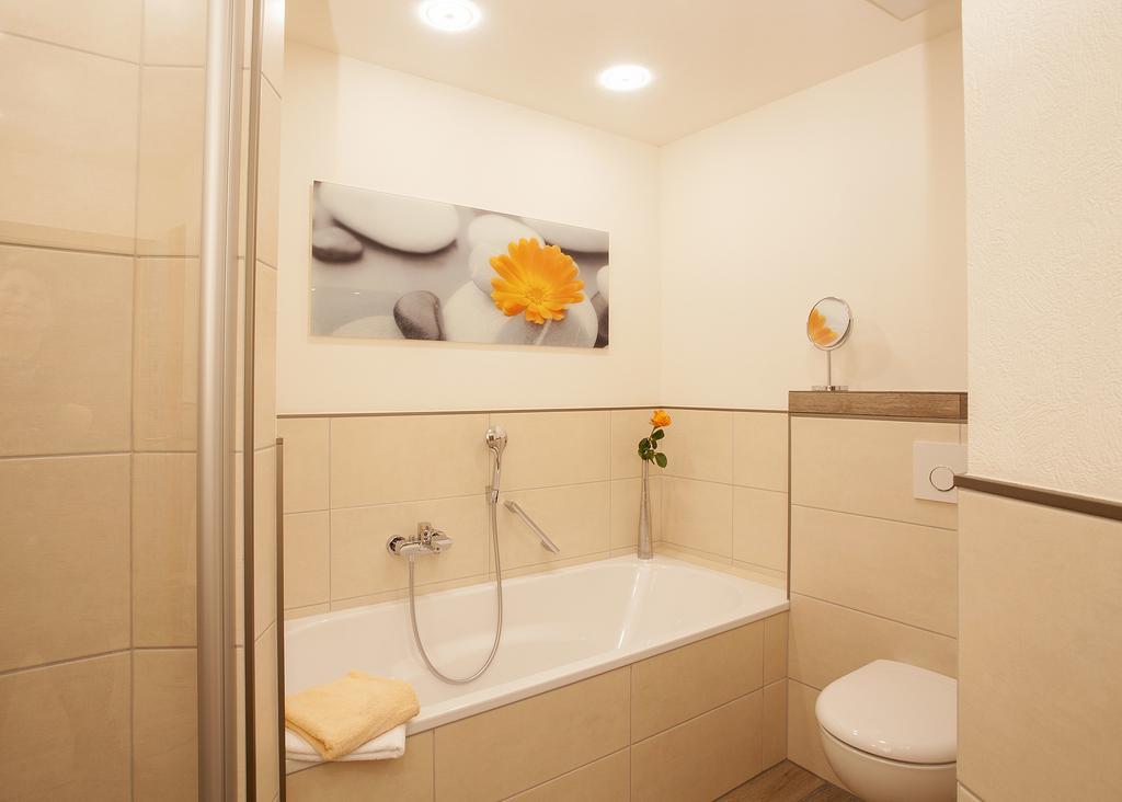 Hotel & Ferienappartements Edelweiss Willingen  Exterior foto