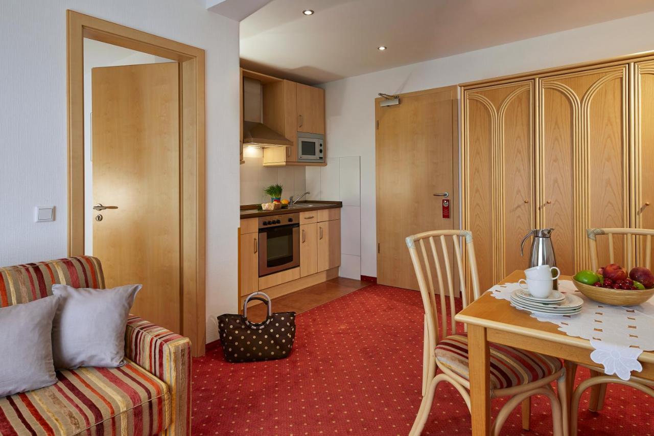 Hotel & Ferienappartements Edelweiss Willingen  Exterior foto